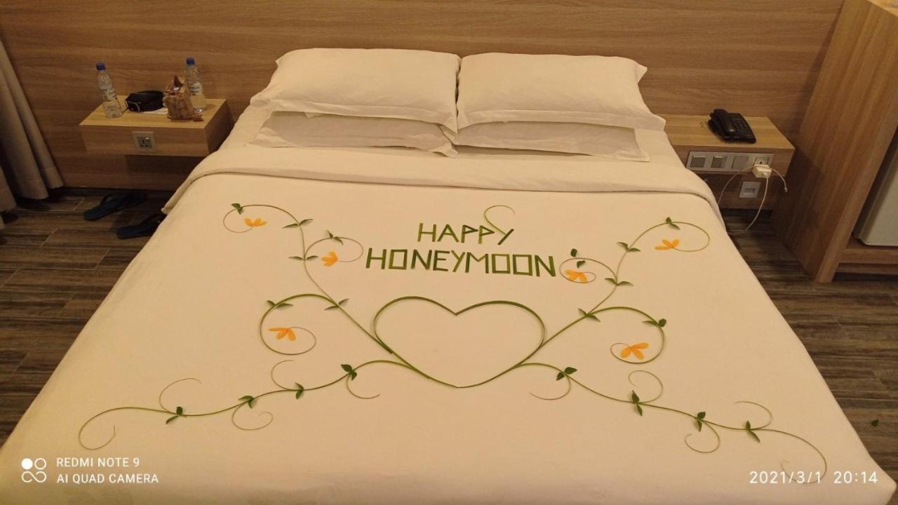 Kaani Grand Seaview Hotel Maafushi Ngoại thất bức ảnh