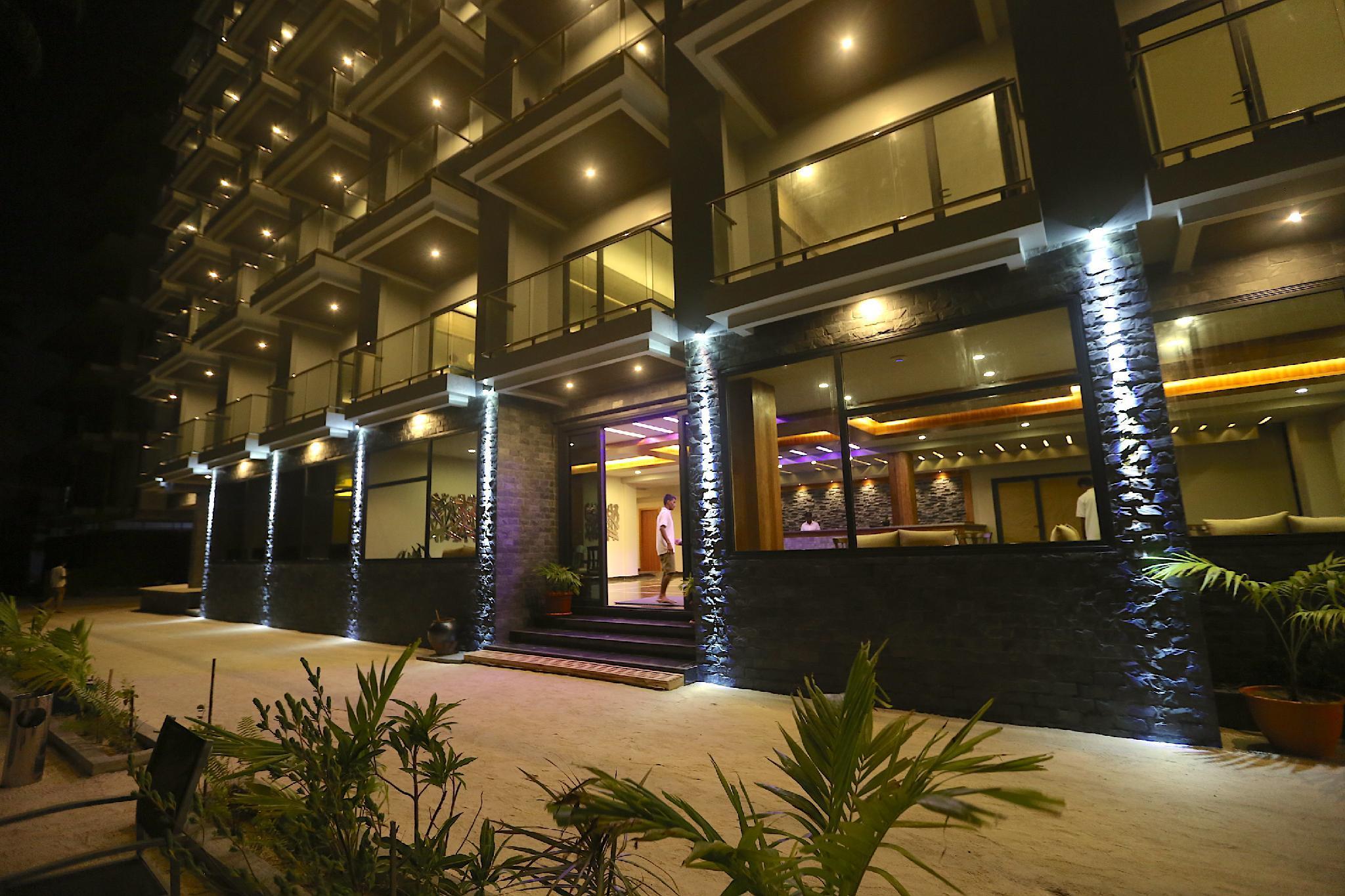 Kaani Grand Seaview Hotel Maafushi Ngoại thất bức ảnh