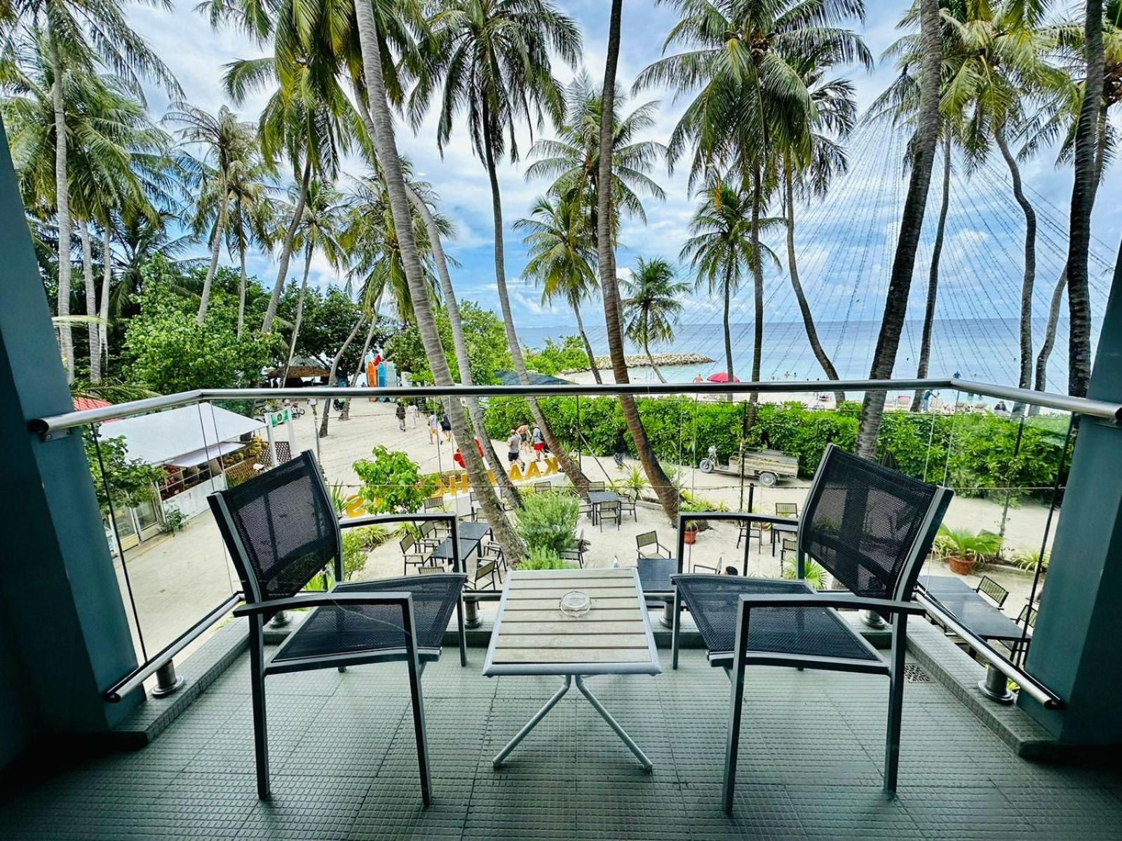 Kaani Grand Seaview Hotel Maafushi Ngoại thất bức ảnh