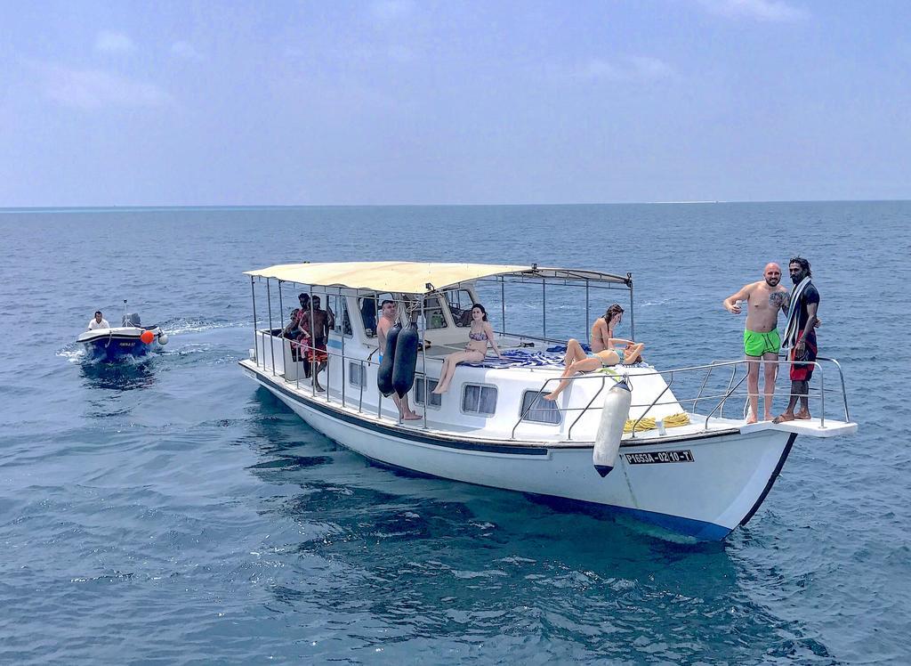 Kaani Grand Seaview Hotel Maafushi Ngoại thất bức ảnh
